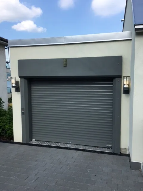 Einstellplätze in Tiefgarage zu vermieten