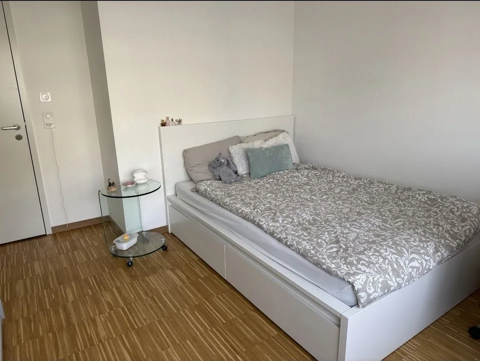 Zimmer zu vermieten - nur für Frauen