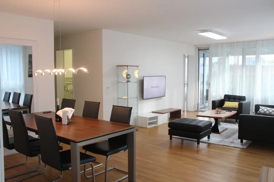 MydiHei Co-living: Furnished Room in an "All Boys" Flatshare