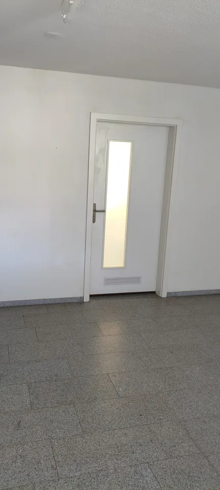 Dein neuer Standort direkt am Dorfplatz Sellenbüren – Vielseitig & Zentral