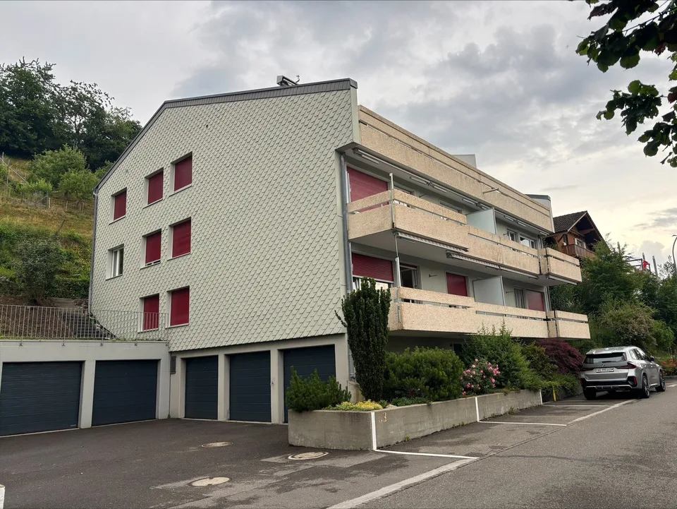 ruhig gelegene 4.5 Zimmer Maisonette - Dachwohnung