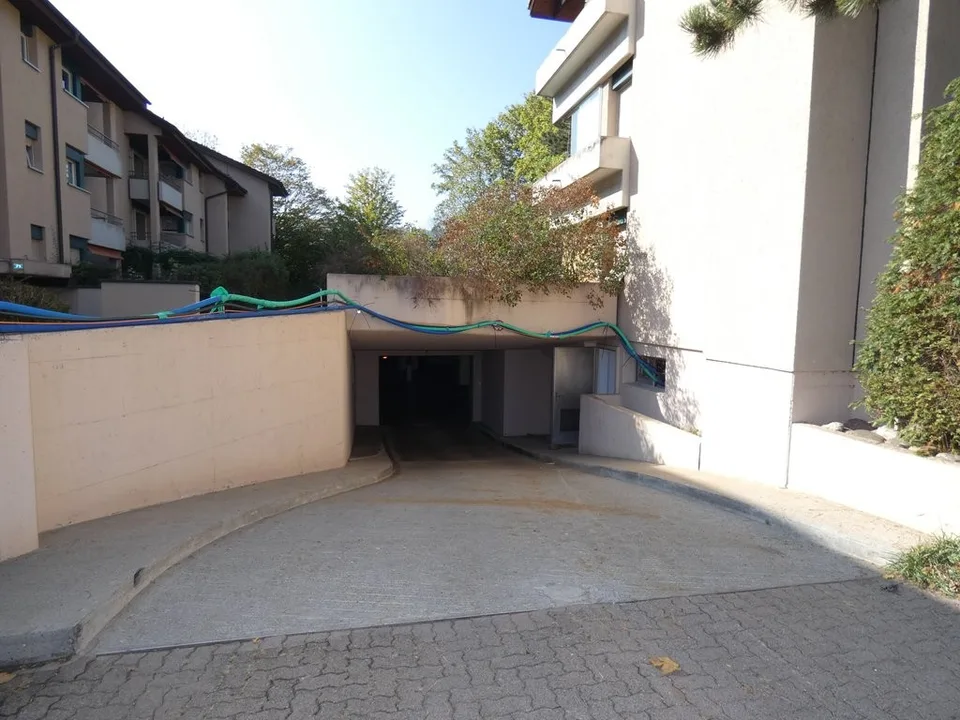 Tiefgaragenparkplatz