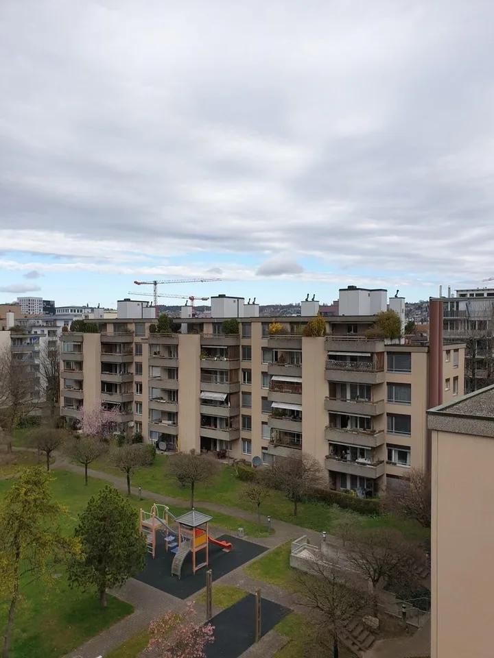 Zentraler Garagenplatz per sofort zu vermieten!