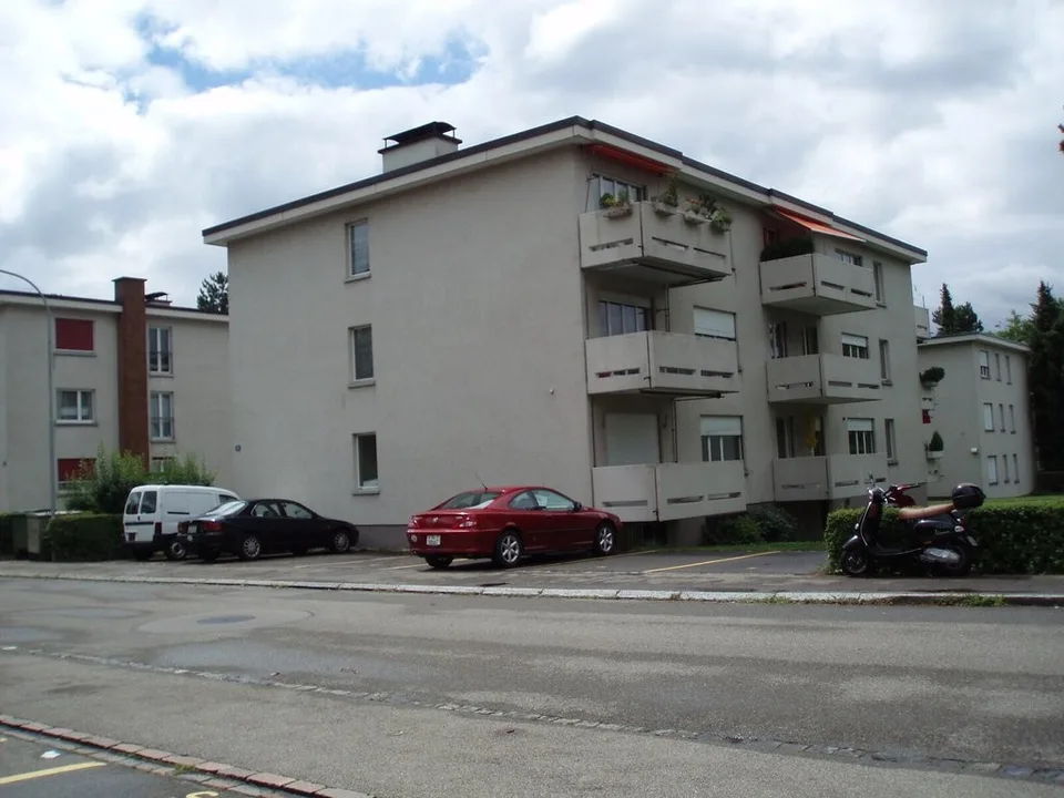 Aussenparkplatz zu vermieten