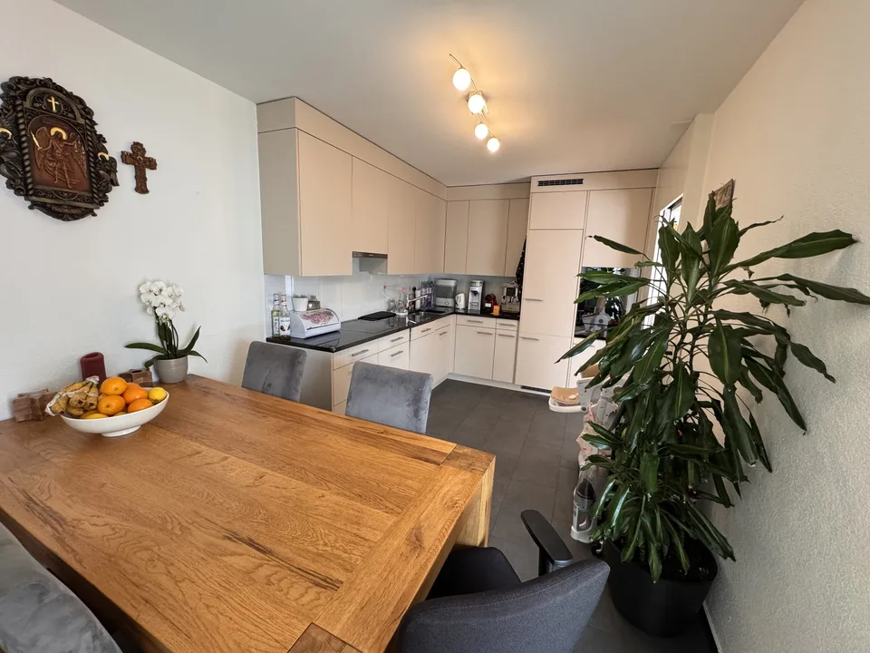 Helle 3.5-Zimmer-Wohnung mit Balkon in Zürich Affoltern – verfügbar ab 01.09.2026