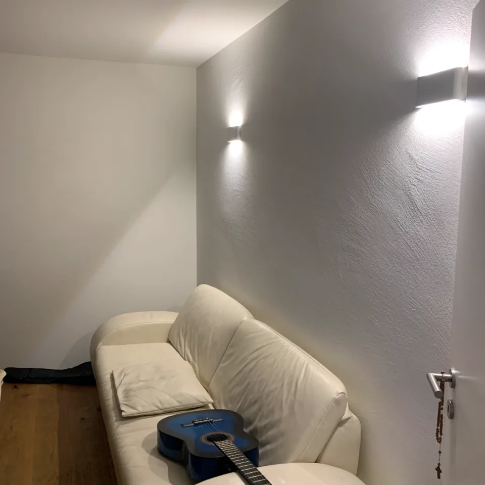 Helles modernes WG-Zimmer zu vermieten