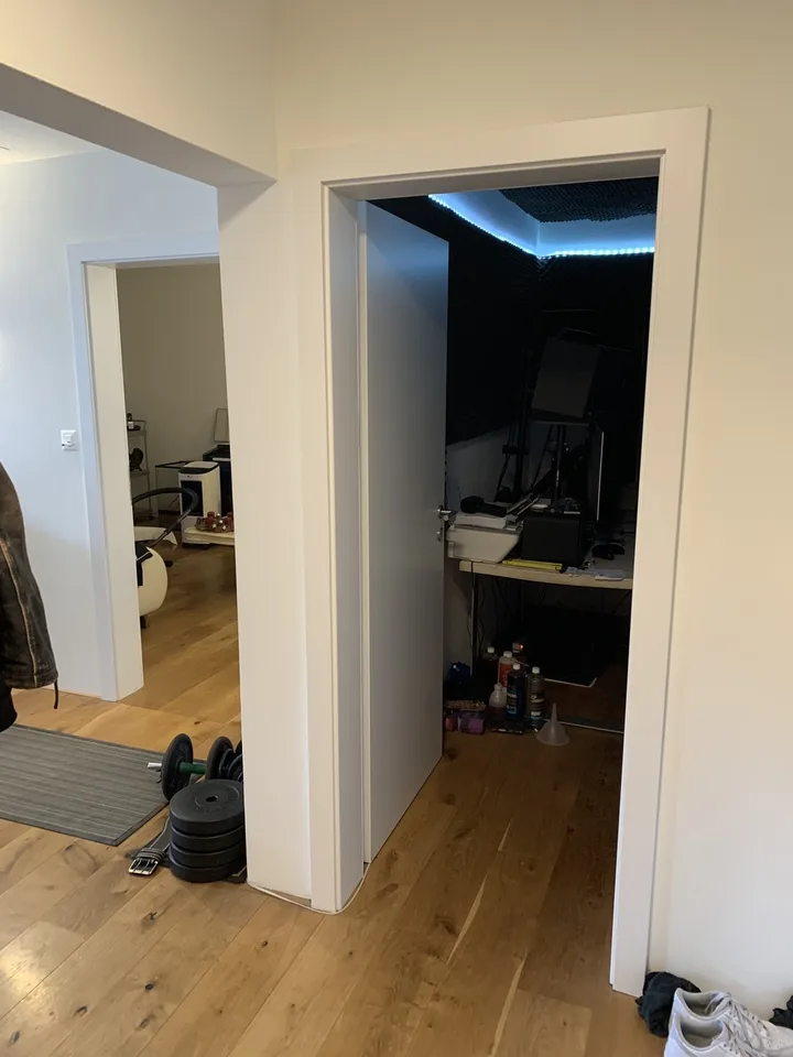 Helles modernes WG-Zimmer zu vermieten