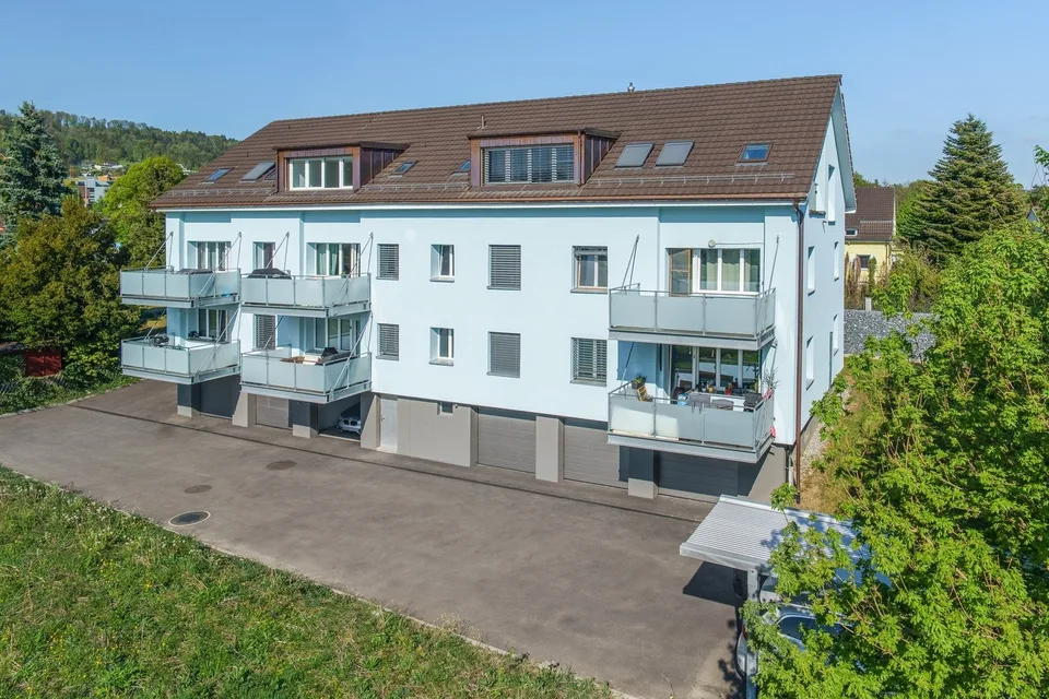 Aussenparkplatz zu vermieten
