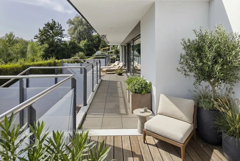 Leben mit Pool, grosser Terrasse und Limmatblick – Foto 7 von 8