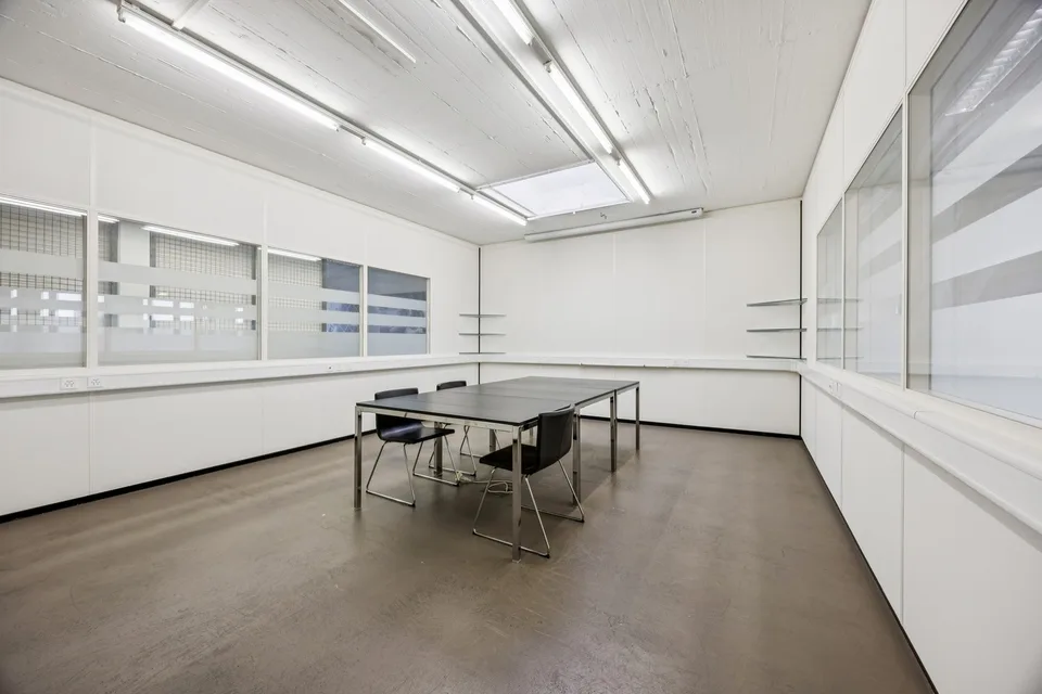 Vielseitige 269 m2 Gewerbefläche in Geroldswil – Foto 13 von 15