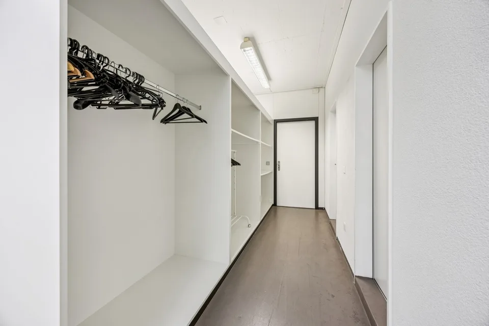 Vielseitige 269 m2 Gewerbefläche in Geroldswil