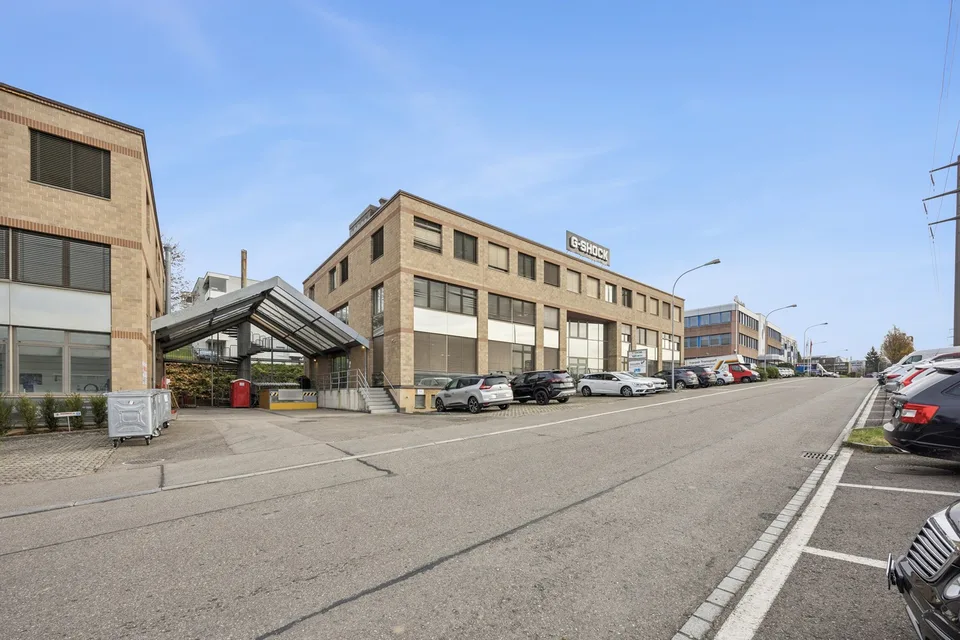 Vielseitige 269 m2 Gewerbefläche in Geroldswil
