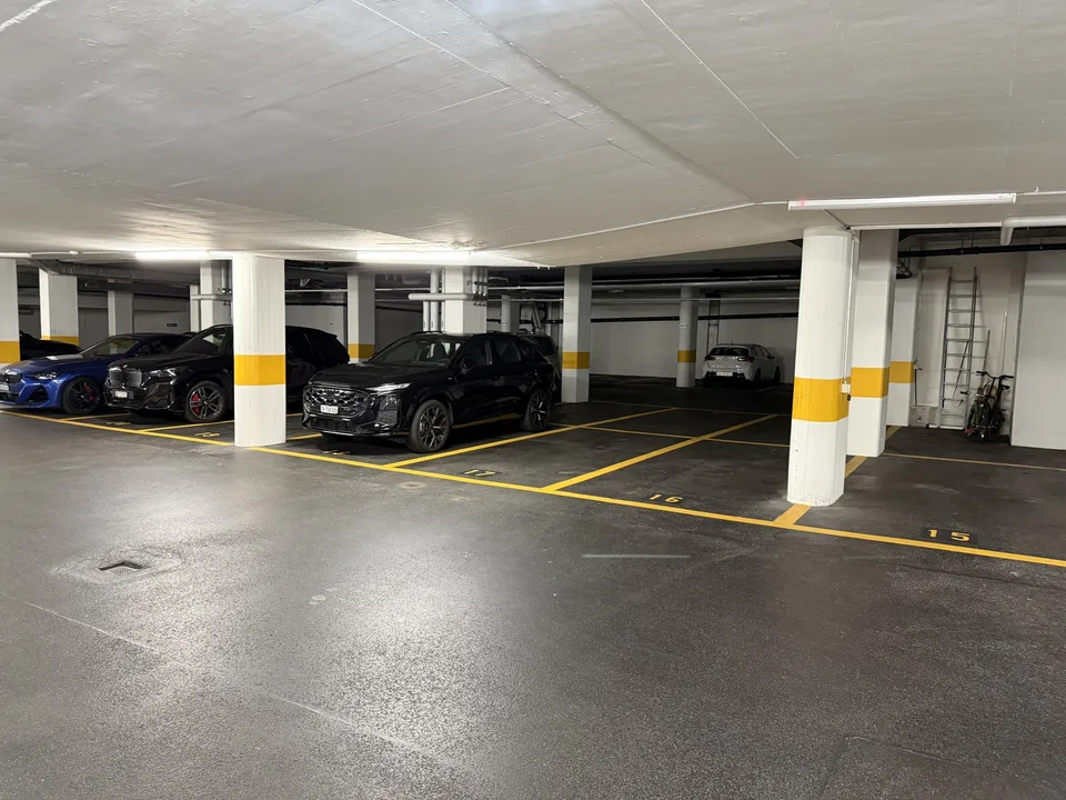 Günstiger Tiefgaragenparkplatz