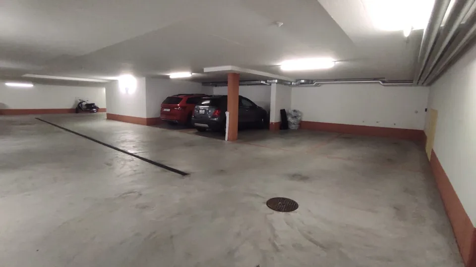 Einstellplatz in der Tiefgarage an TOP Location zu vermieten (Schlieren)