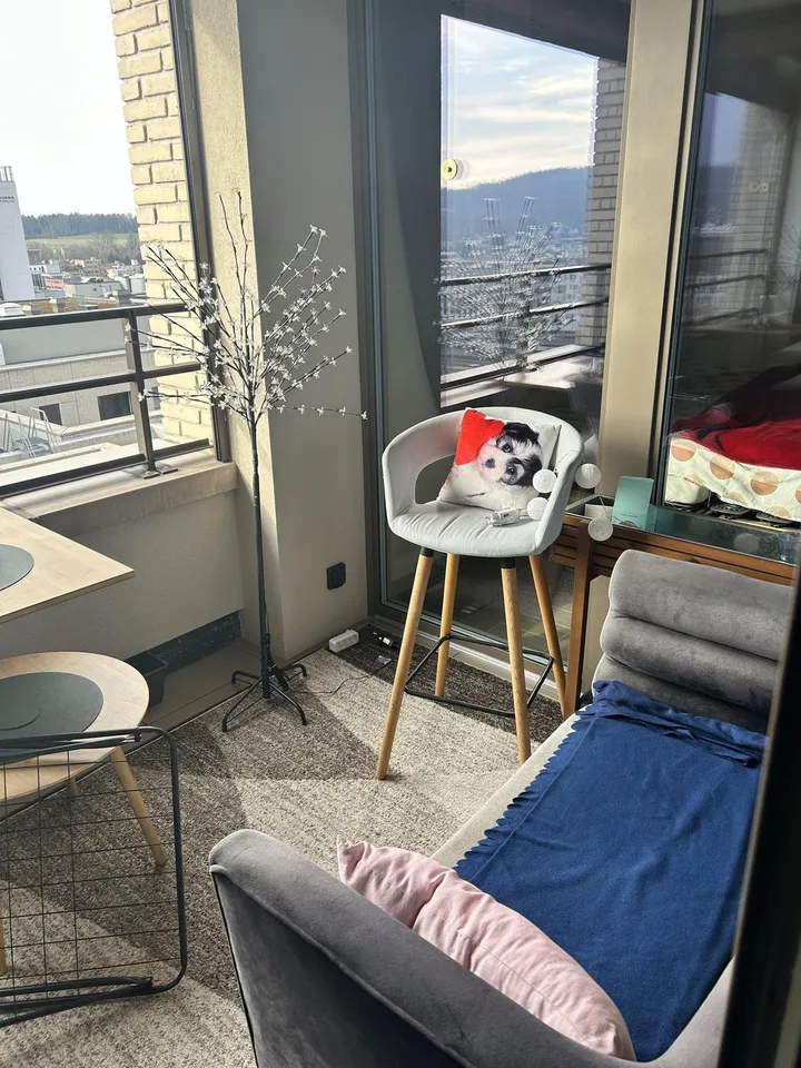 2.5 Room Furnished