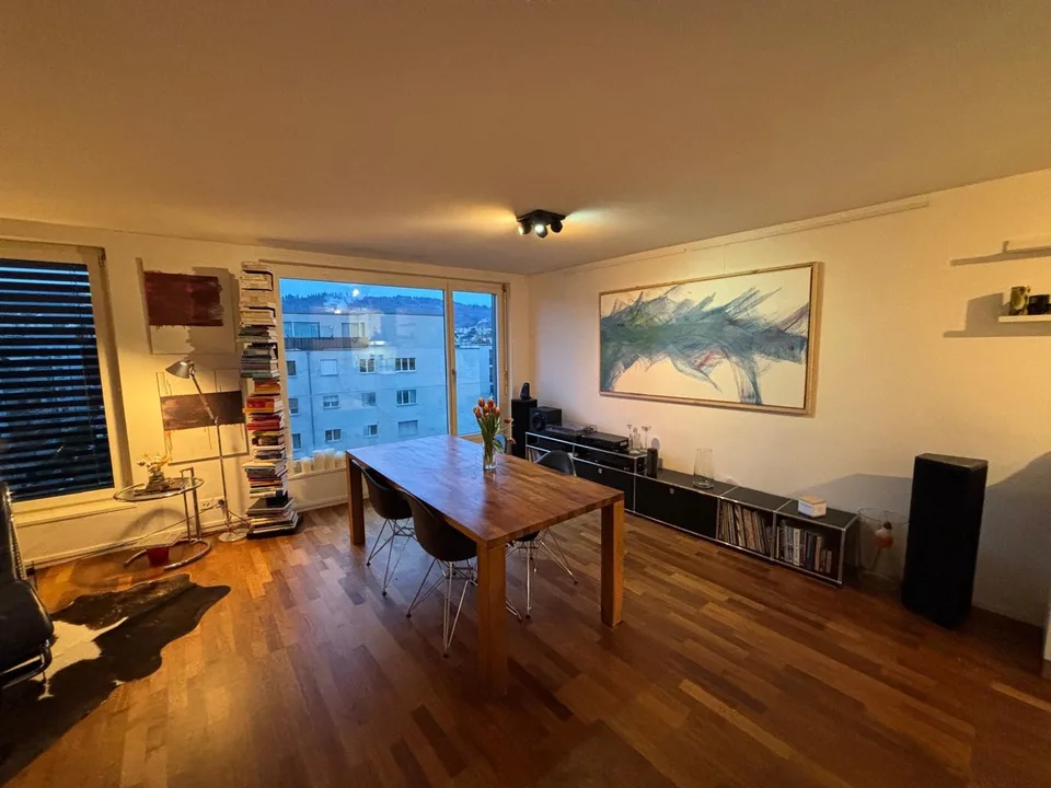 3 Ebenen Wohnung mit alles was braucht :)