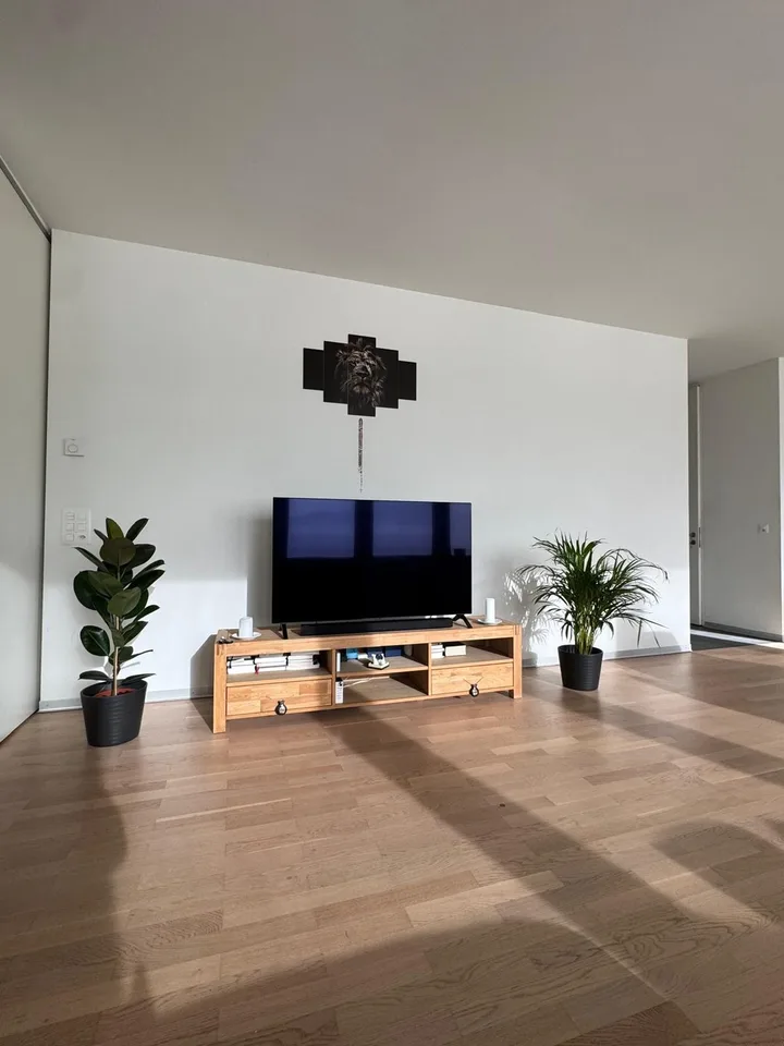 2 1/2 Zimmer-Wohnung zur Untervermietung nach Vereinbarung bis 30. September 2026