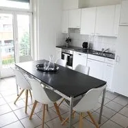 Grosses WG Zimmer mitten in Altstetten