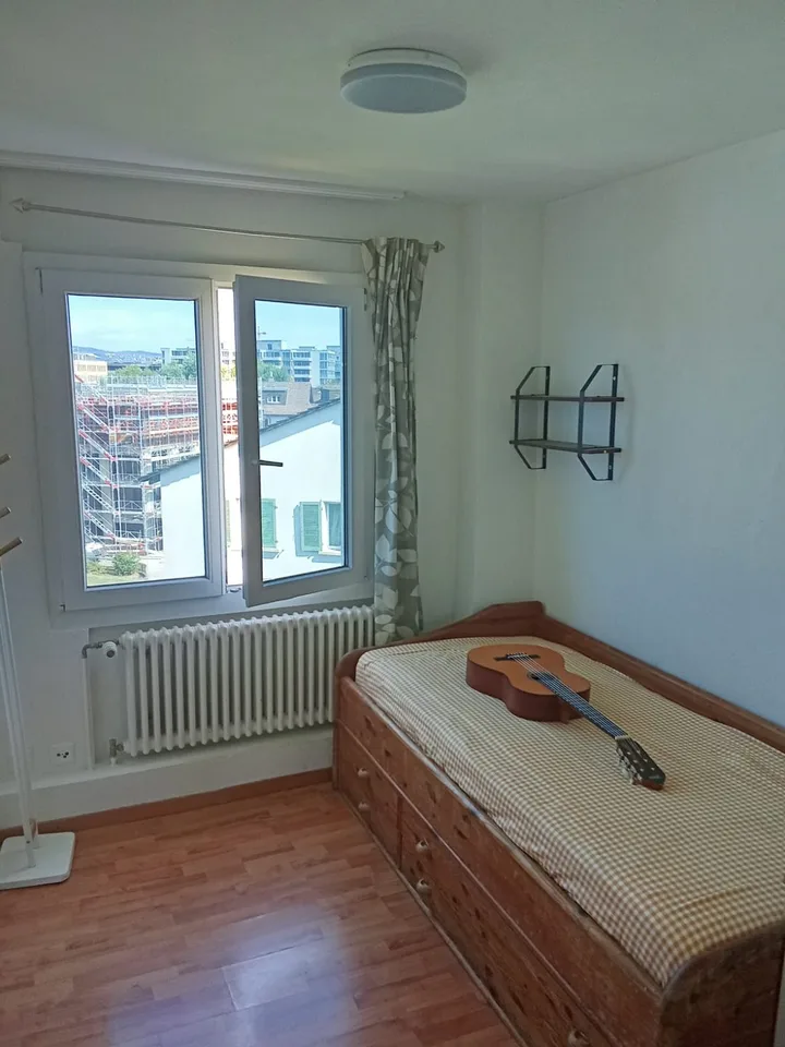 Möbliertes Einzelzimmer in Zürich zu vermieten ab 01.08.2026