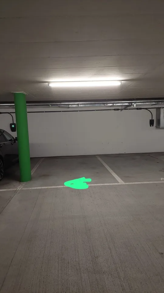 Einstellhallenplatz, Nähe Bahnhof Schlieren