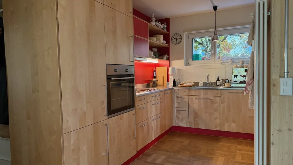ruhige 4 Zimmer Wohnung in Höngg August - Dezember 2026 zu vergeben