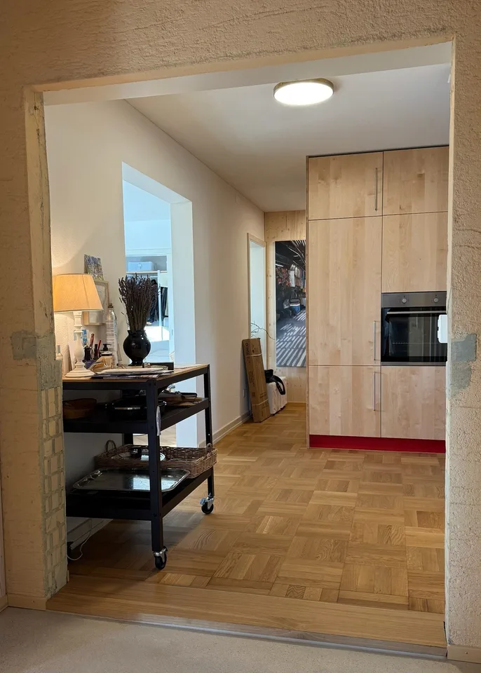 ruhige 4 Zimmer Wohnung in Höngg August - Dezember 2026 zu vergeben