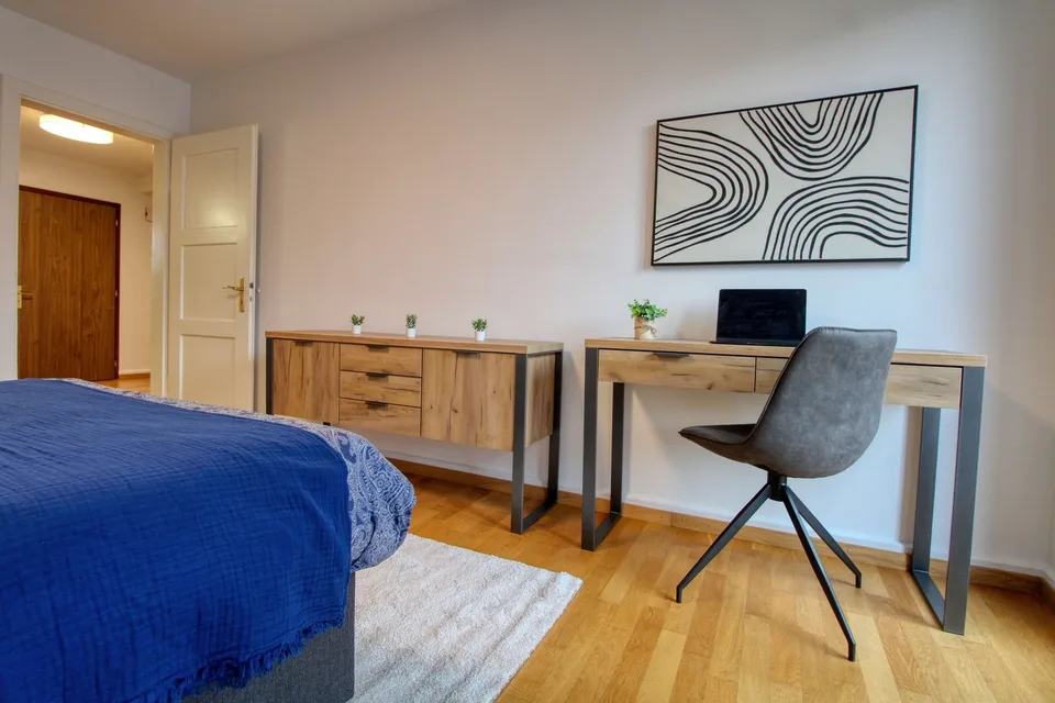 Dein stilvolles Coliving-Zuhause im lebhaften Zürcher Stadtteil Höngg