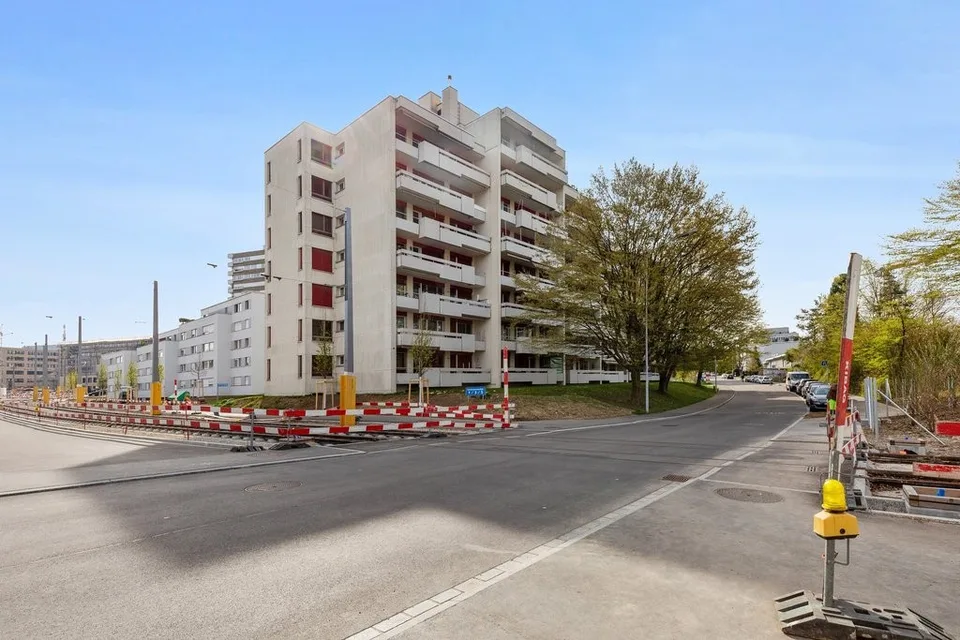 Einstellplätze in Tiefgarage zu vermieten!