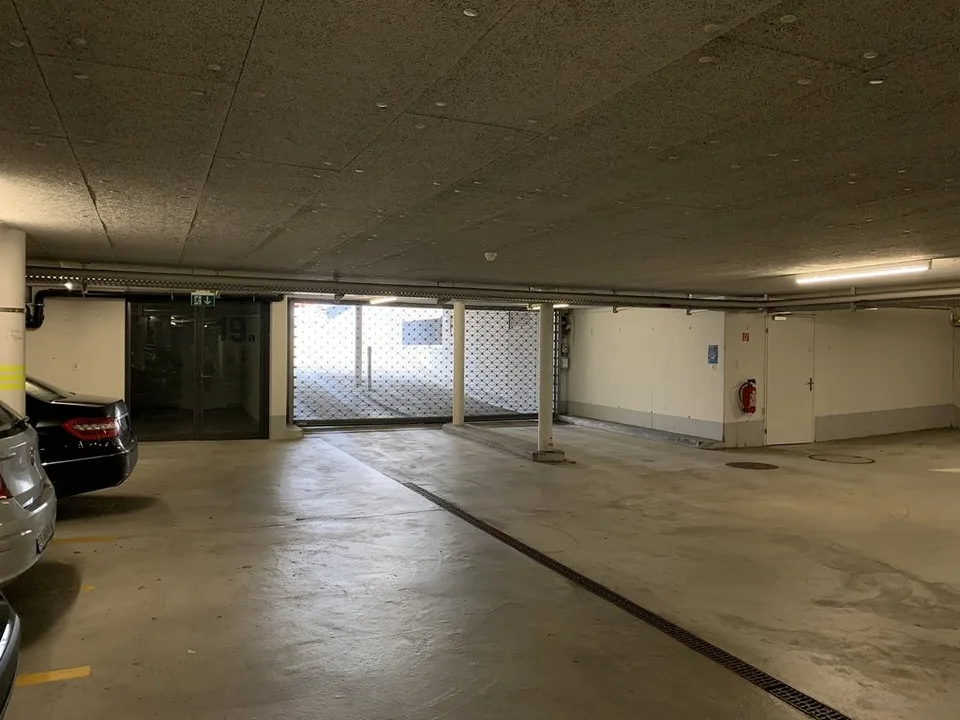 Nie mehr Parkplatzsuche nach Feierabend!