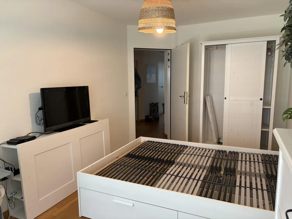 Zimmer mit Balkon und eigenes Badezimmer