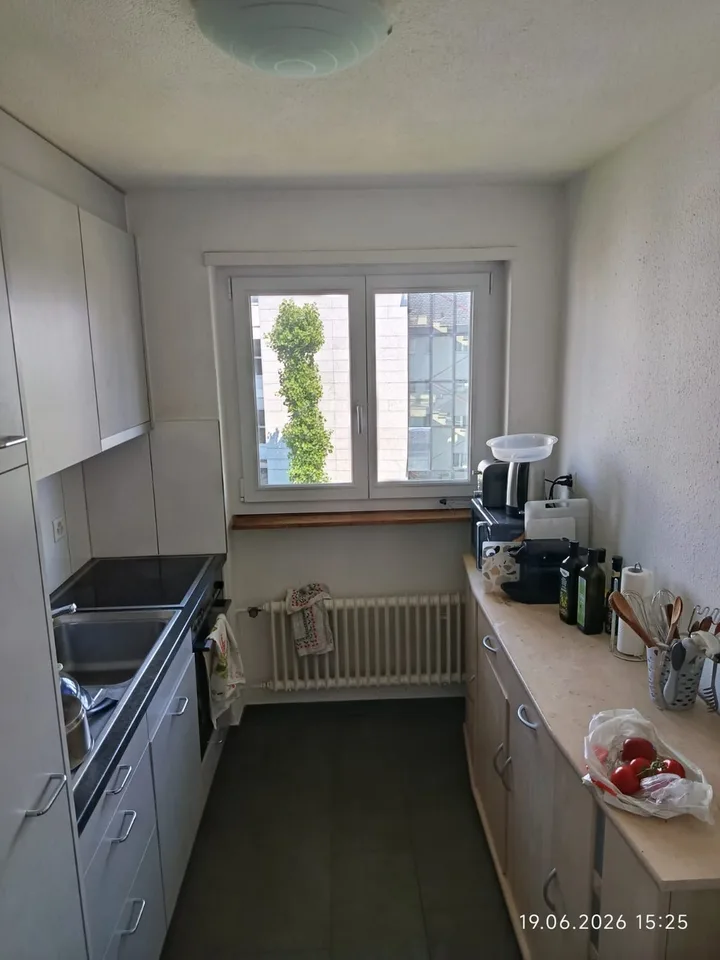 WG-ZIMMER in heller Wohnung in Dietikon - Tramhaltestelle direkt vor dem Haus