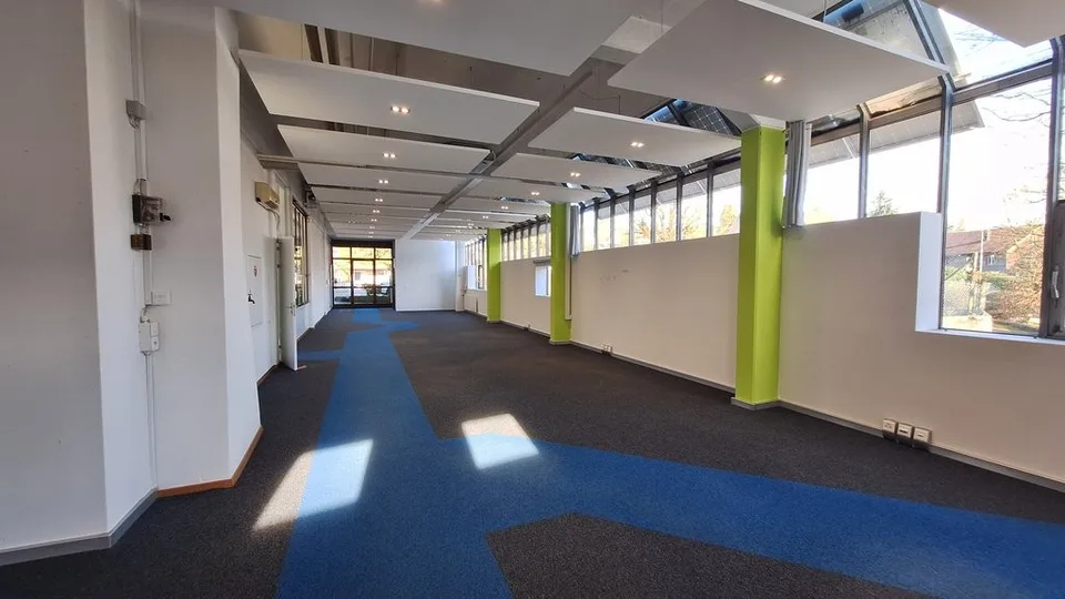 423 m2 Büro- und Gewerbefläche mit Werkstatt/Lager und LKW-Zufahrt