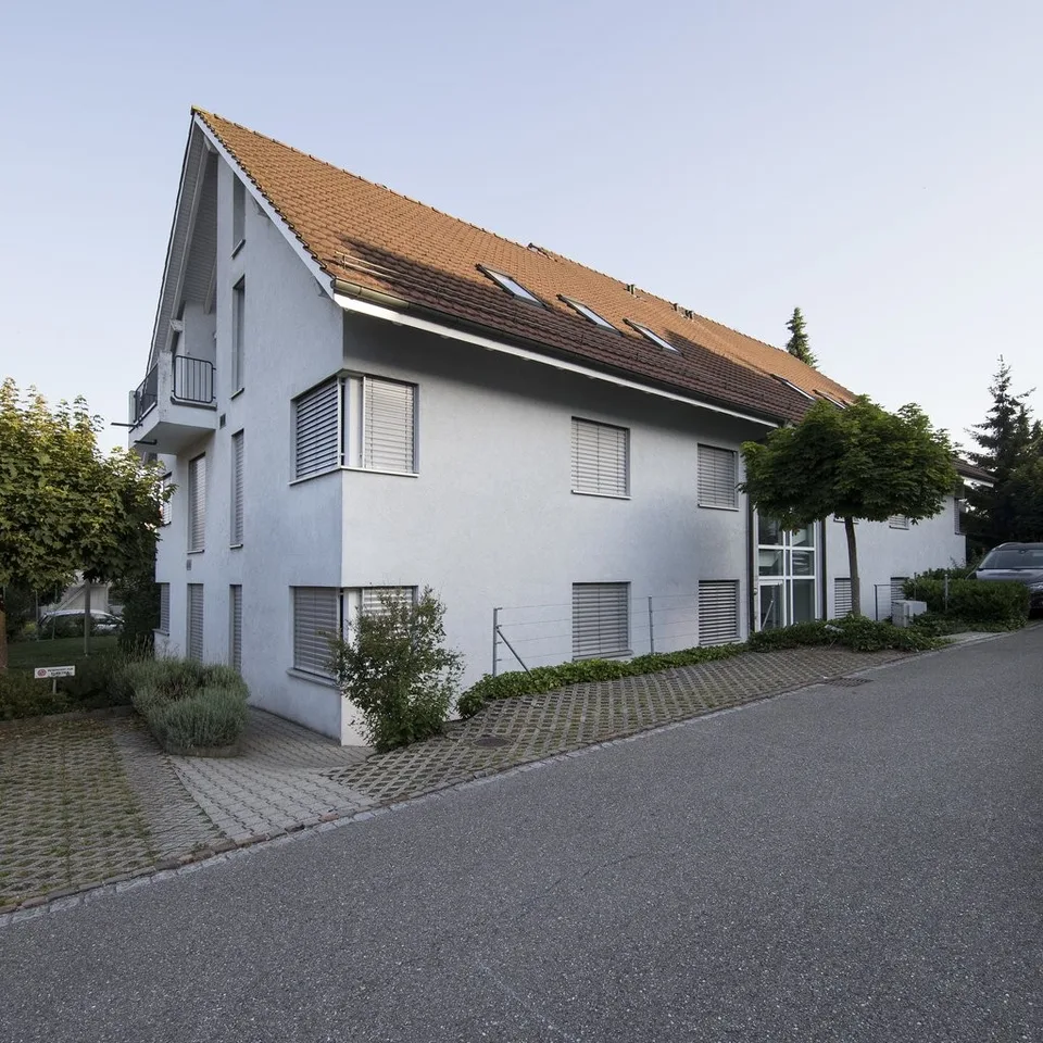Aussenparkplatz zu vermieten