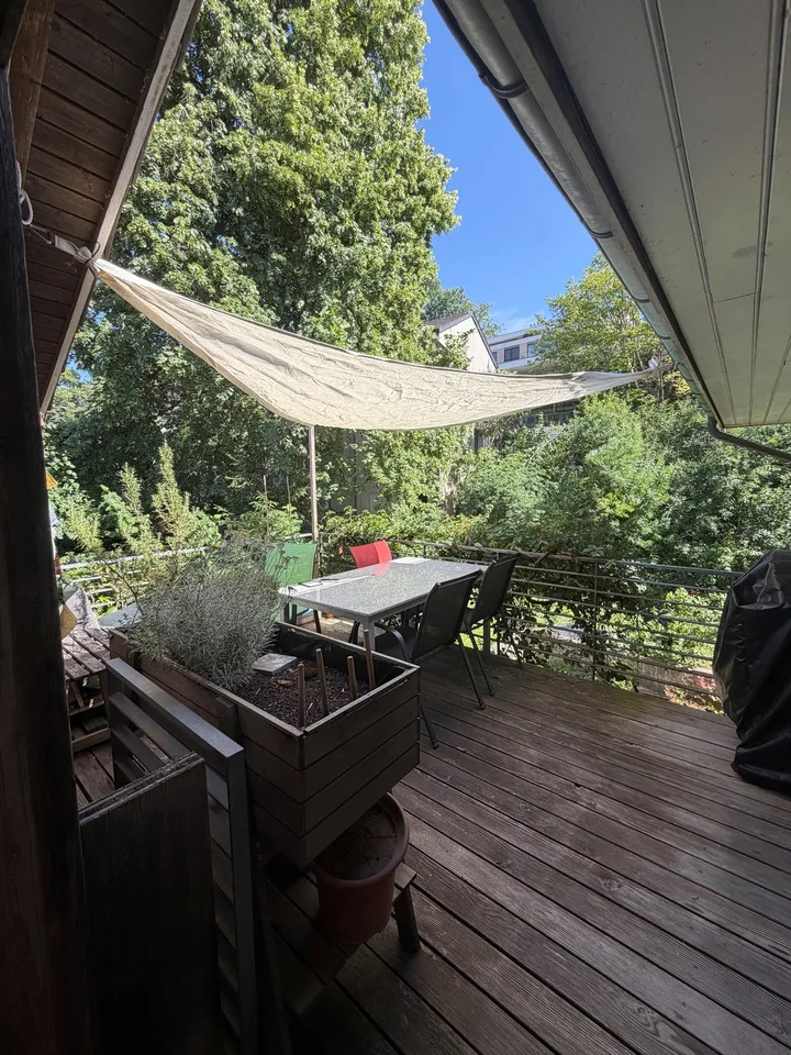 Helle 3-5-Maisonette-Wohnung im Herzen Fislisbach zu vermieten