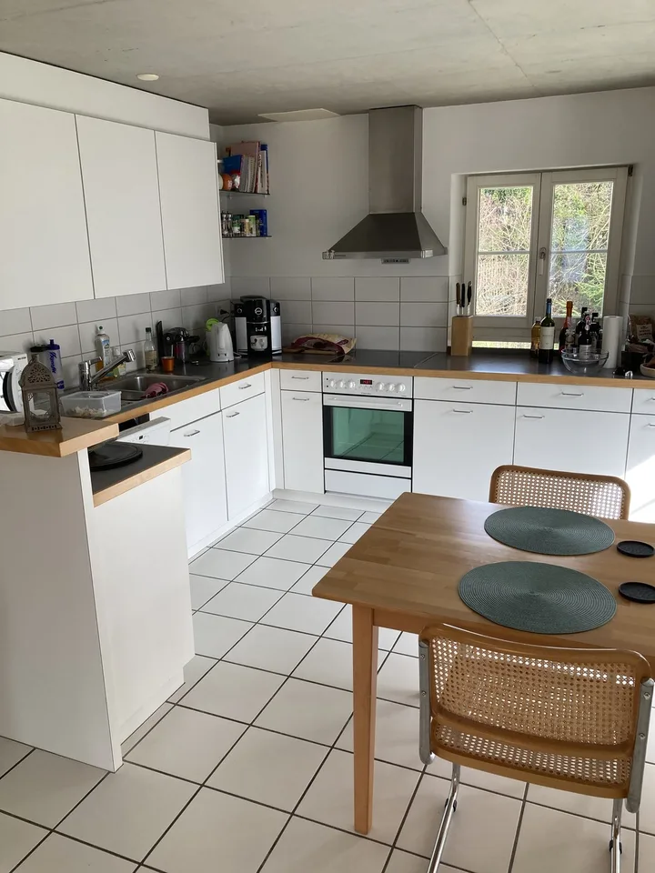 Helle 3-5-Maisonette-Wohnung im Herzen Fislisbach zu vermieten
