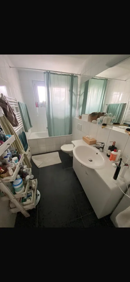 Unfurnished shared room, temporary in Albisrieden (completely freshly renovated!)