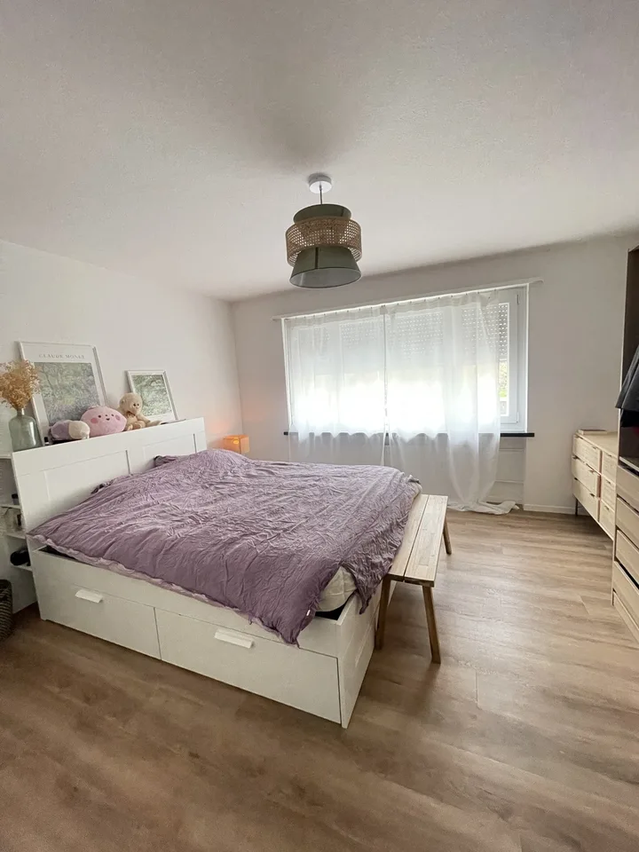 Spacious & Fully Furnished 3.5-Room Apartment for Rent – Zurich Altstetten