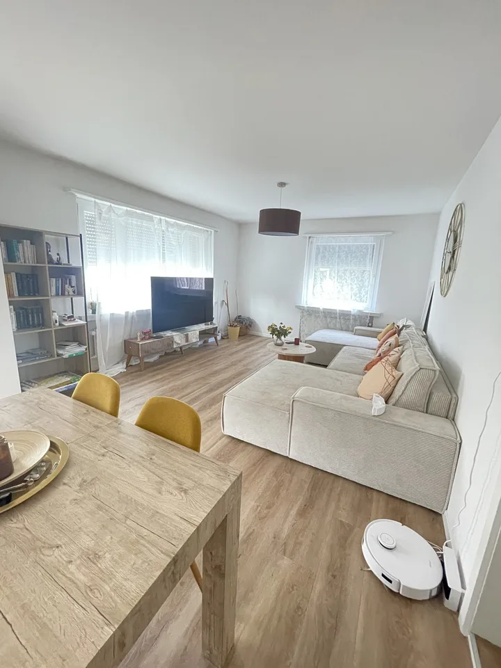 Spacious & Fully Furnished 3.5-Room Apartment for Rent – Zurich Altstetten