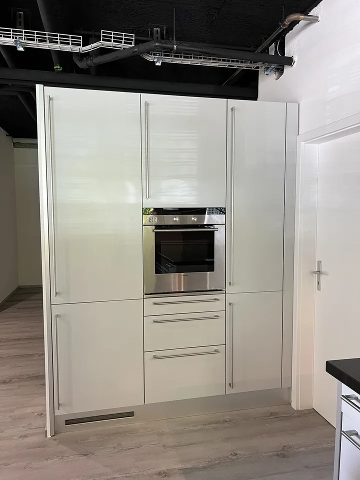 80 m2 Gewerberaum mit Industrie-Chic