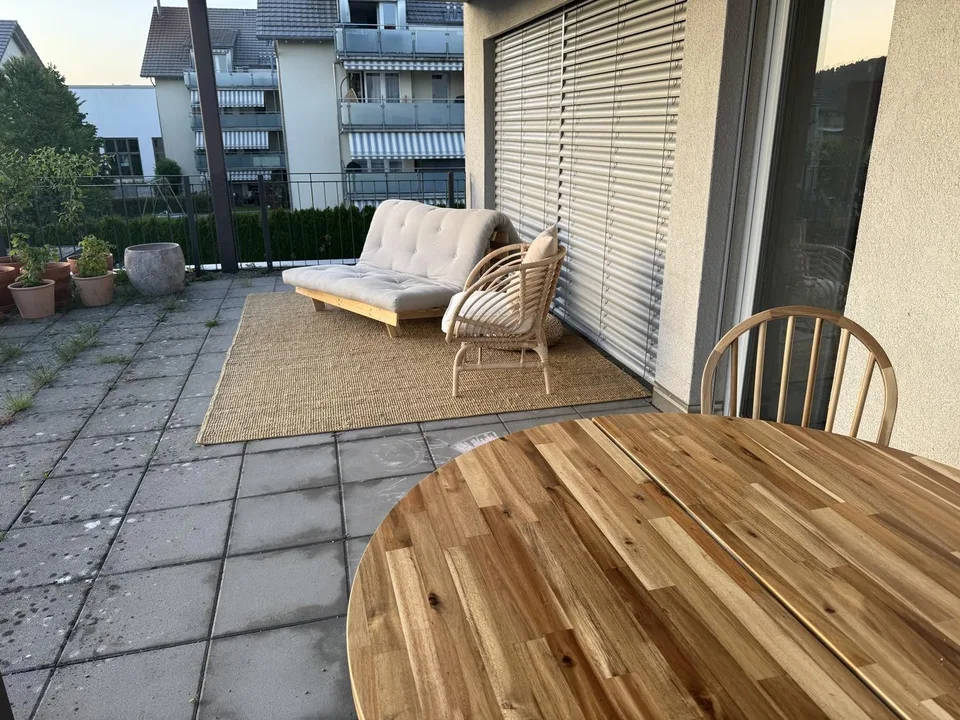 New flatshare next to Bonstetten-Wettswil train statio