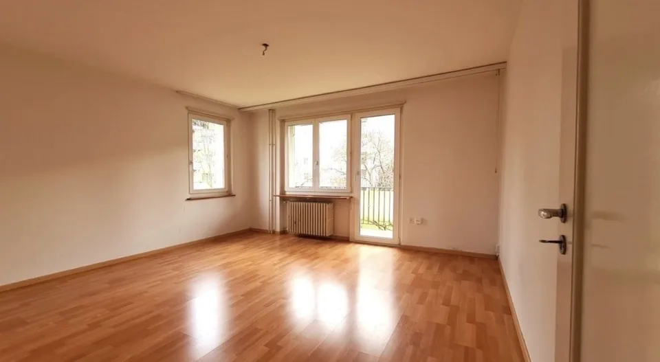 Helles WG-Zimmer in Zürich Altstetten