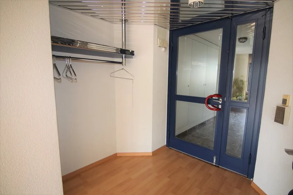 Geräumige Büroflächen mit vielfältigen Nutzungsmöglichkeiten! – Foto 12 von 12