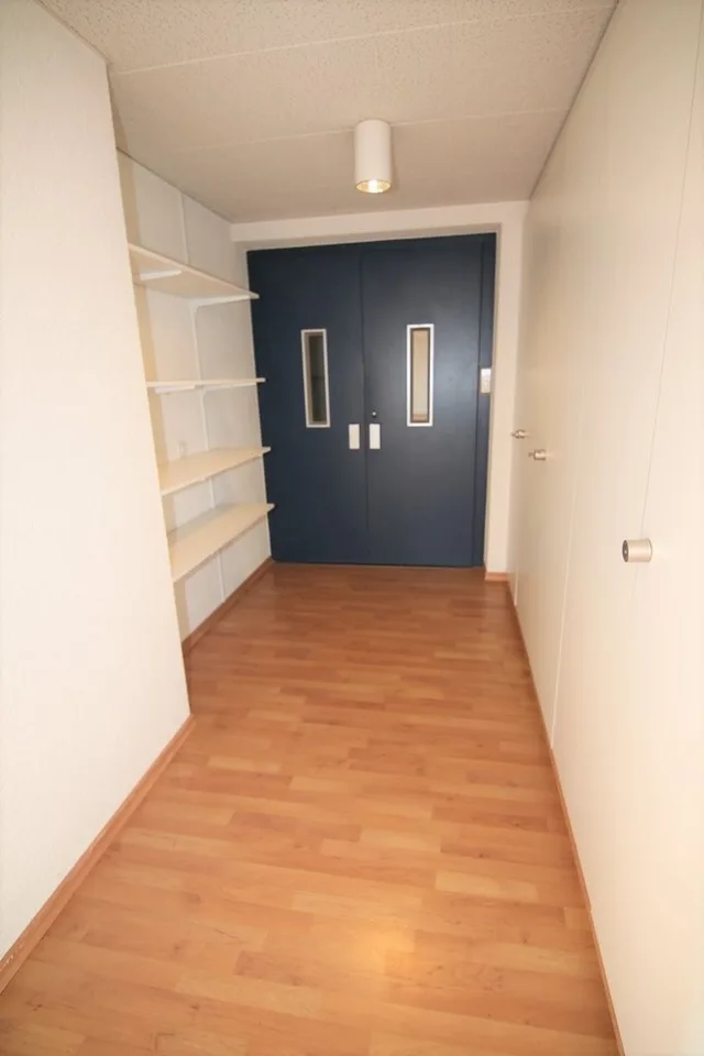 Geräumige Büroflächen mit vielfältigen Nutzungsmöglichkeiten! – Foto 10 von 12
