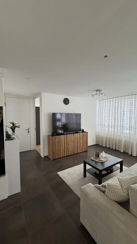 2.5 Zimmerwohnung im Eigentumsstandard.