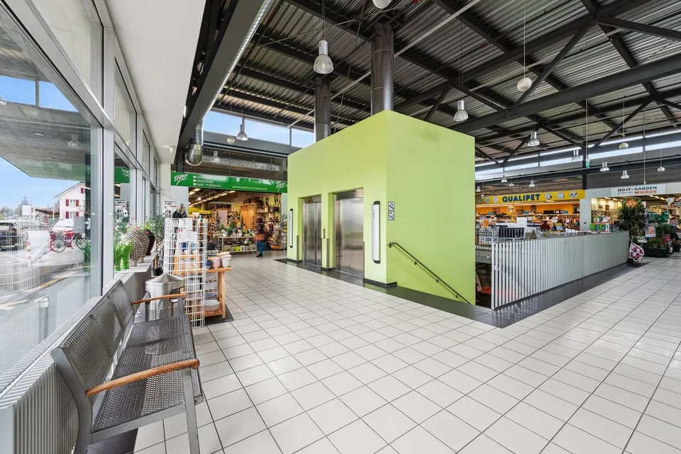 Freie Verkaufsfläche im Plaza Shopping Bremgarten – Foto 6 von 10