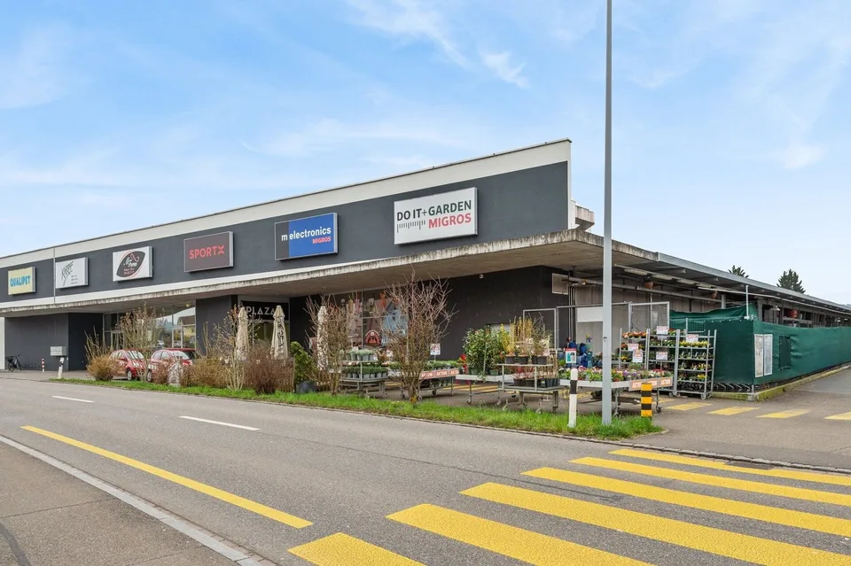 Freie Verkaufsfläche im Plaza Shopping Bremgarten – Foto 8 von 10