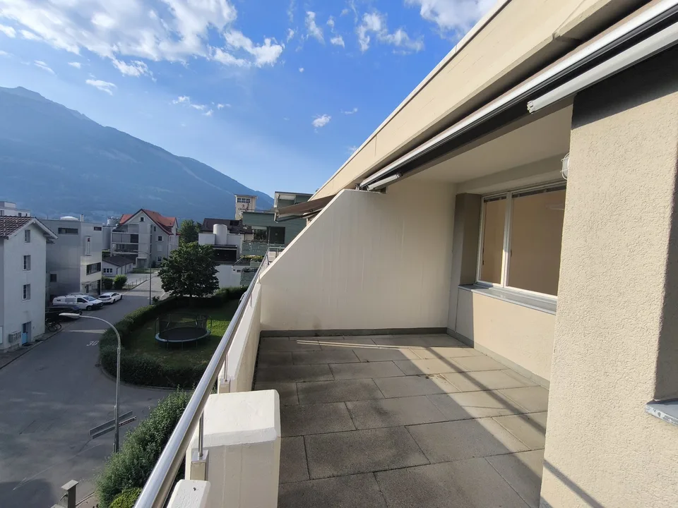 Helle Wohnung an zentraler Lage mit grossem Balkon