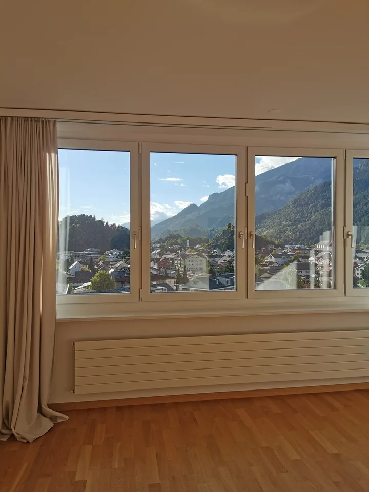 Wunderschöne 3 1/2 Zimmerwohnung mit fantastischer Aussicht.