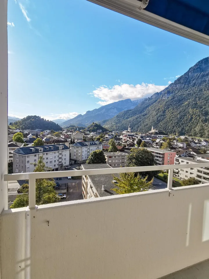 Wunderschöne 3 1/2 Zimmerwohnung mit fantastischer Aussicht.