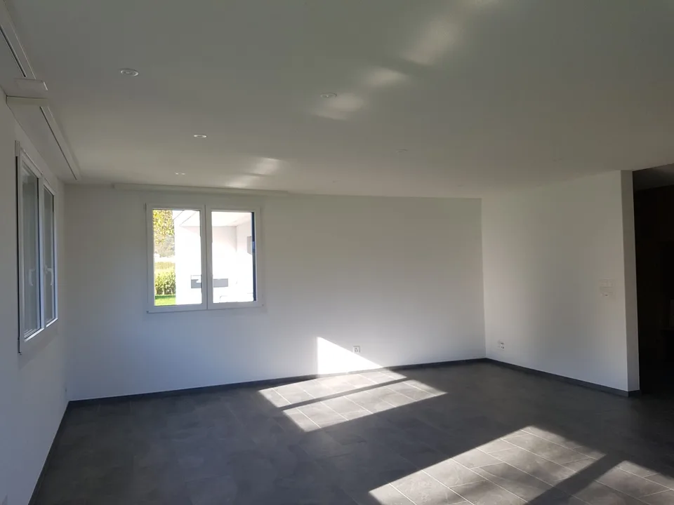 Schöne und helle 2.5 Zimmer Einliegerwohnung